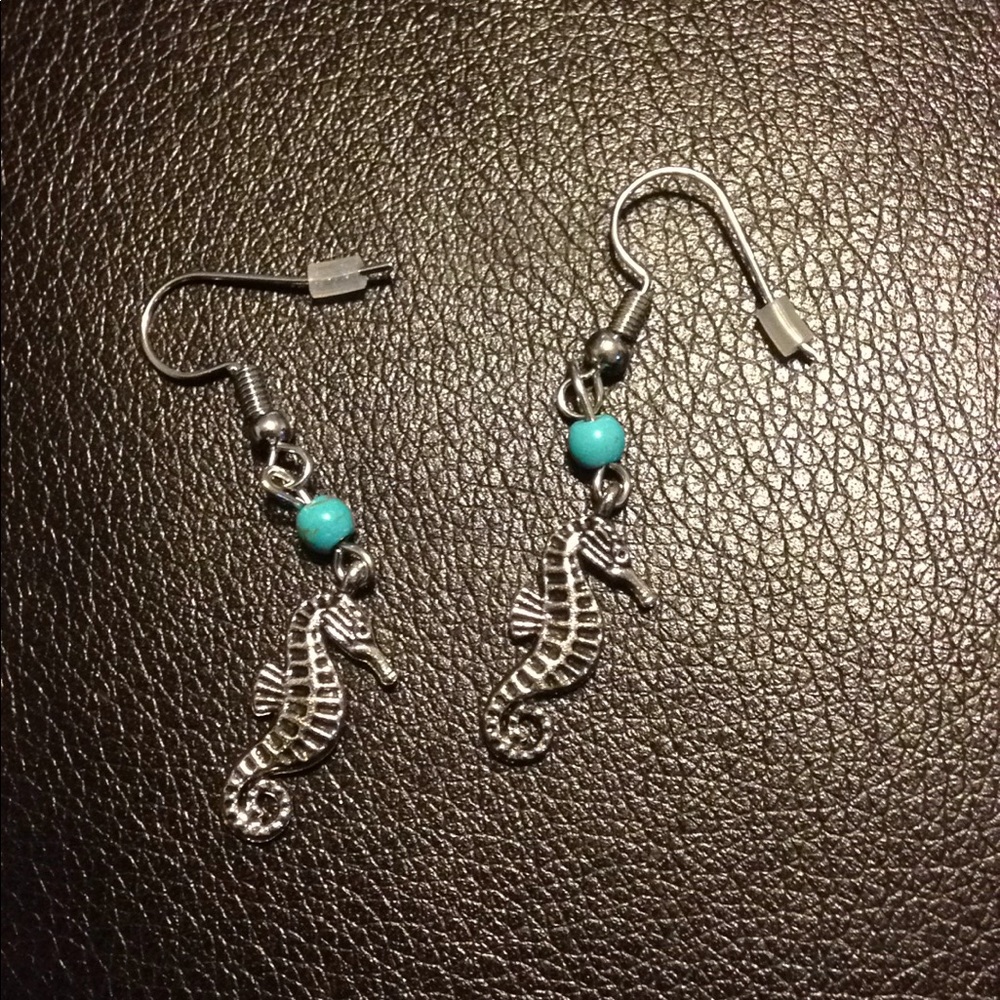 Earrings *5/$15*